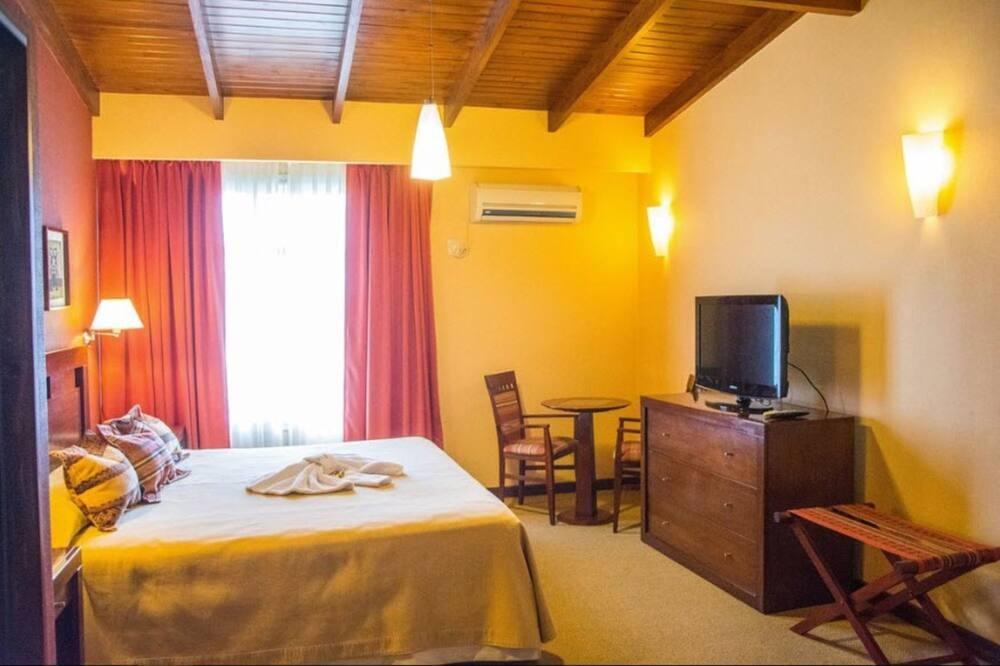Howard Johnson Inn Rosario de la Frontera Buitenkant foto