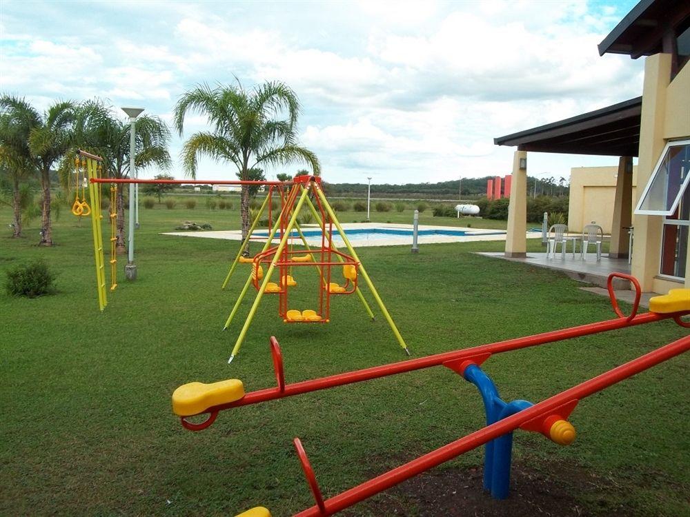 Howard Johnson Inn Rosario de la Frontera Buitenkant foto